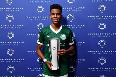 ليلة وداع بأداء تاريخي.. إستيفاو يفوز بجائزة رجل مباراة تشيلسي وبالميراس